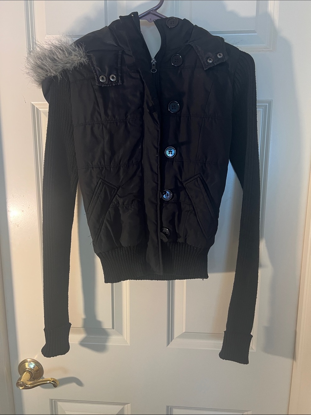 Women's Black Quilted Hooded Puffer Jacket with Faux Fur Trim